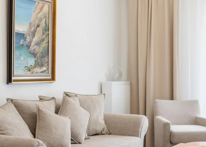 Appartamento Erato By Halu! - Classical 2bd Penthouse In The Center