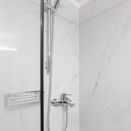 Апартаменты Erato By Halu! - Classical 2bd Penthouse In The Center